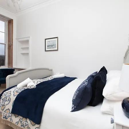 Appartement Traditional Luxury Sleeps 10 Guests *
