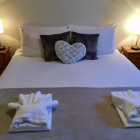 Lovely And Central Two Bedroom Flat Εδιμβούργο