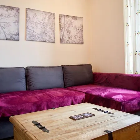 Bright & Cosy 1 Bd Flat In Apartment
