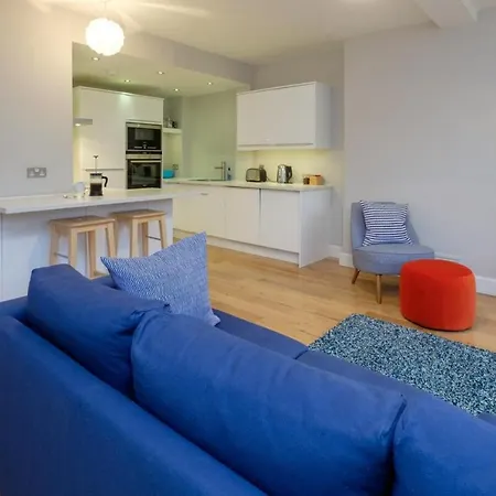 Contemporary Georgian Flat With Private Garden Apartment Edinburgh