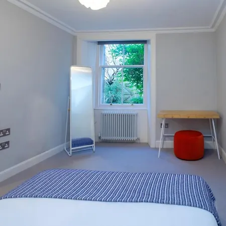 Apartment Contemporary Georgian Flat With Private Garden Edinburgh