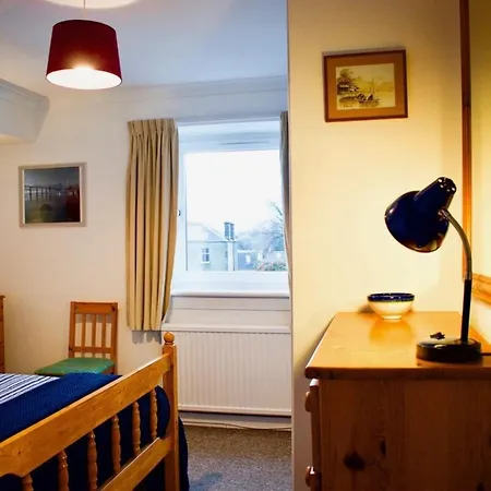 Welcoming And Homely 2 Bed In Location