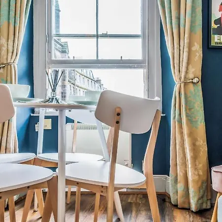 Central Royal Mile 3br-2ba, 1 Min To Castle - Free Parking & Zip Link Beds By Bonjour Residences Appartamento *