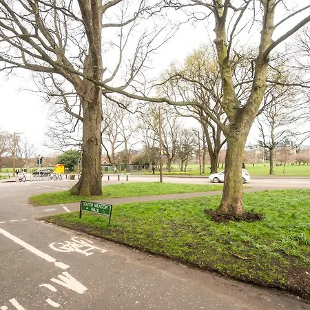 Guestready - By The Meadows Close To City Center *
