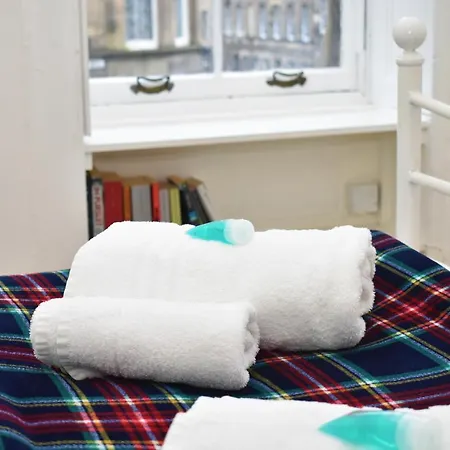 Apartment Blackwood Crescent - Traditional 2br Tenement Flat Next To Summerhall