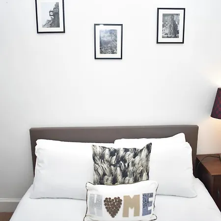 Blackwood Crescent - Traditional 2br Tenement Flat Next To Summerhall Apartment *