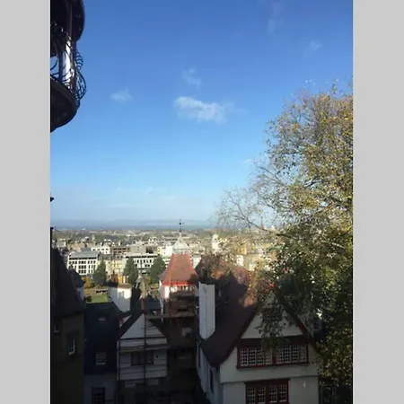 Fabulous 4 Bedroom Castle View * إدنبرة