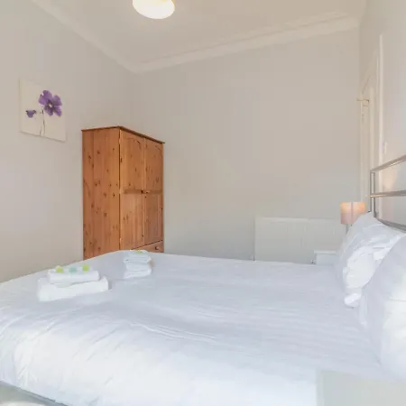 Sunny & Trendy 2bds Flat, Close To The Royal Mile! Apartment Edinburgh