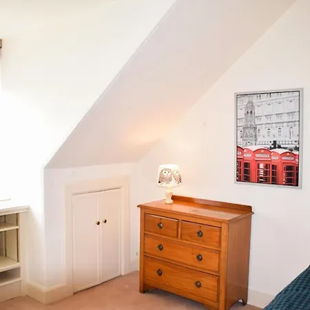 Apartament Beautiful & Bright Three Bedroom Edynburg