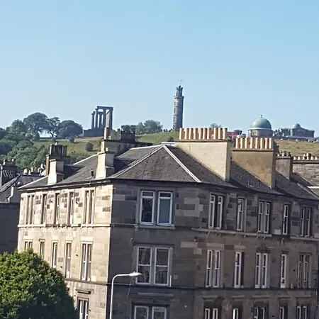 Daire Newly Furnished 2 Bedroom On Leith Walk