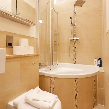 Apartment Large & Bright 2bd Flat In Edinburgh