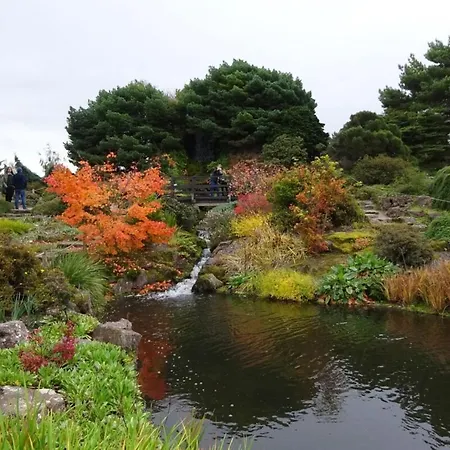 Beautiful Stockbridge Garden