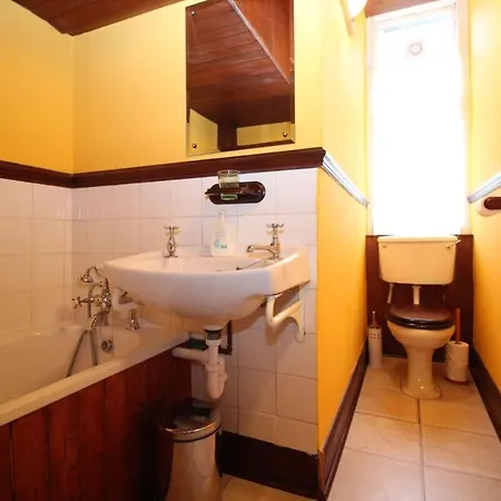 Classic Flat Close To City Centre! Sale! Daire *