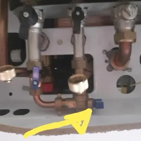 Newly Furnished 2 Bedroom On Leith Walk *