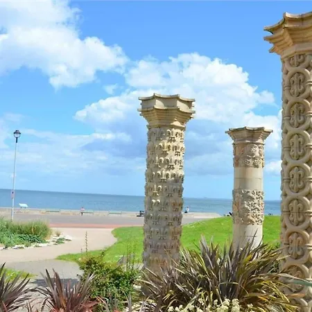 Traditional 2bd Flat Views Of Portobello Beach Apartment Edinburgh