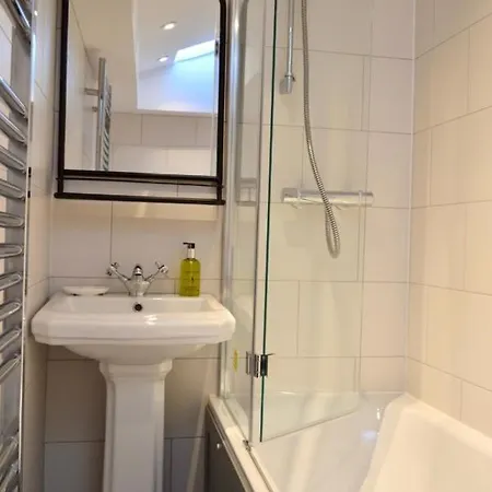 Stunning New Town Close To City Centre Appartamento *