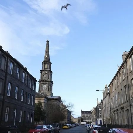 Contemporary Georgian 2bd Flat In Trendy Leith Apartment Edinburgh