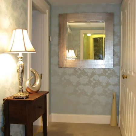 דירה Beautiful New Town Studio With Patio *