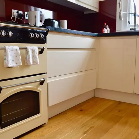 Spectacular City Centre Flat Near Dean Village * Edinburgh
