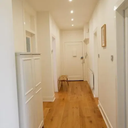 Apartment Spectacular City Centre Flat Near Dean Village