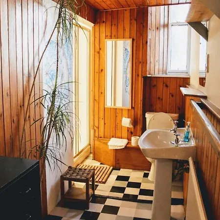 Traditional Oer The Meadows * אדינבורו