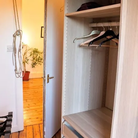 Traditional Oer The Meadows *