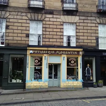 1 Bedroom On Charming St Stephen Street