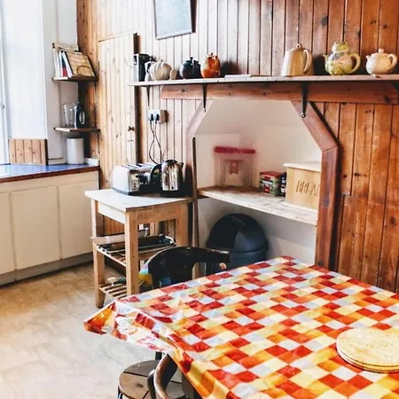 Traditional Oer The Meadows Apartmán *