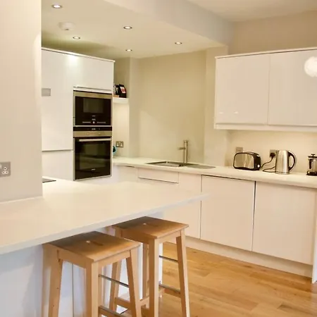 Apartment Contemporary Georgian Flat With Private Garden Edinburgh