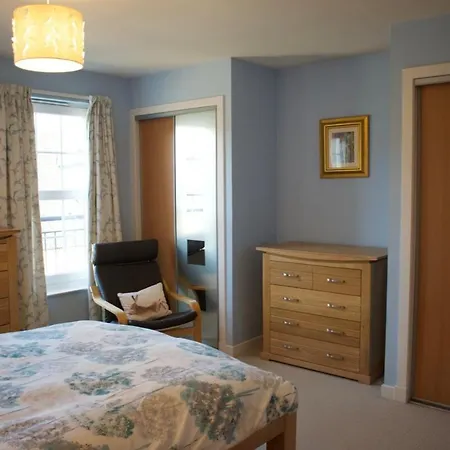 Διαμέρισμα Beautiful 2 Bedroom 2 Bathroom Apt