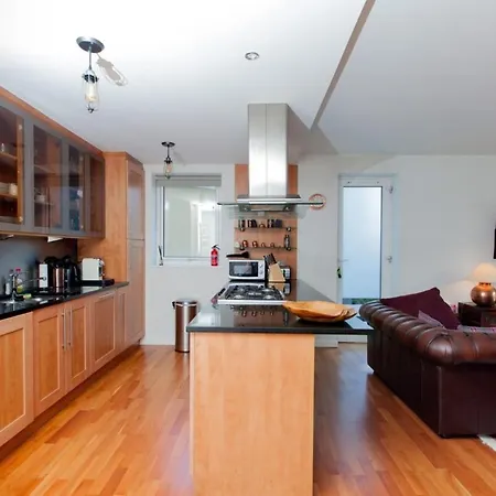 Holyrood - Luxury With Parking Edinburgh