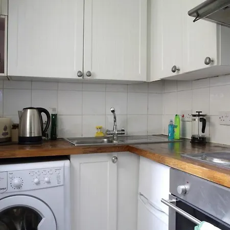 New Town Flat 10 Mins From Princes Street