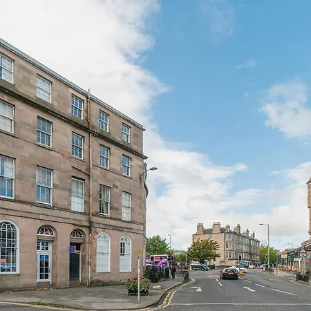 Stylish Georgian Flat In New Town Apartment Edinburgh