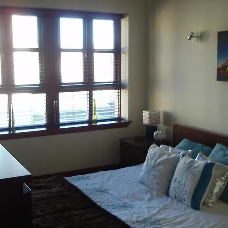 Apartamento 2 Bedroom By Leith's Shore Edimburgo
