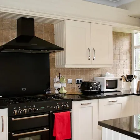 Stunning 3 Bedroom City Centre Edinburgh