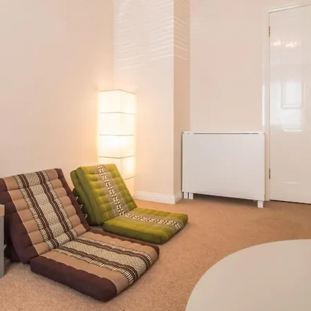 Apartment Spacious Canal Side - Free Parking Edinburgh