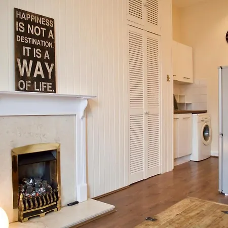 Bright & Cosy 1 Bd Flat In *