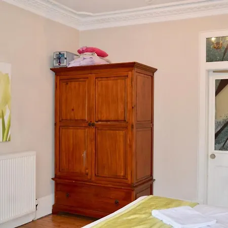 Stunning 3 Bedroom City Centre