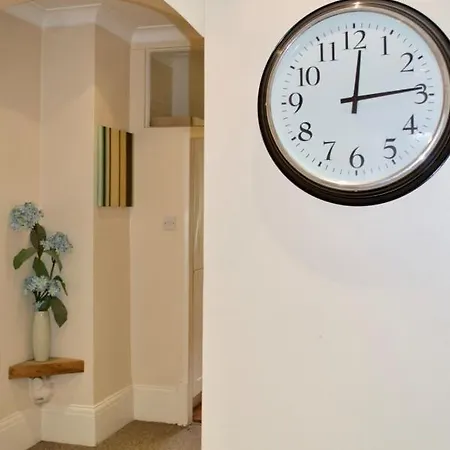 Stunning 3 Bedroom City Centre Apartament Edynburg