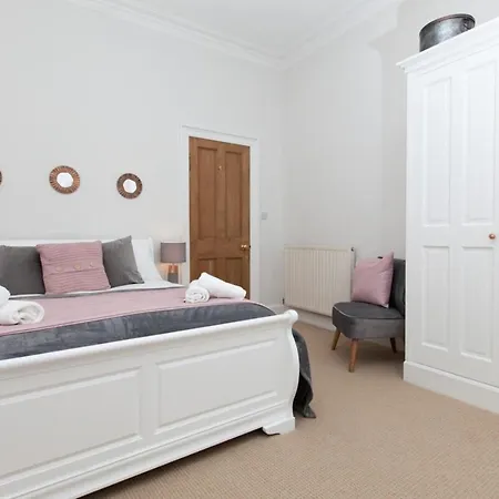 Appartement Traditional Luxury Sleeps 10 Guests *
