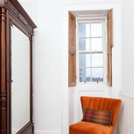 Traditional Luxury Sleeps 10 Guests Édimbourg