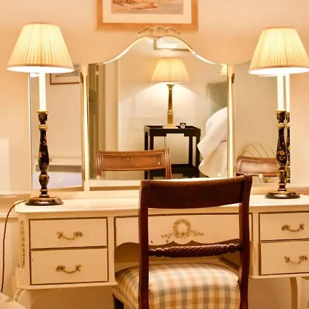 Appartement Period On Castle Street *