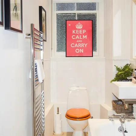 Calm & Cosy In The Heart Of The Old Town! Apartment Edinburgh