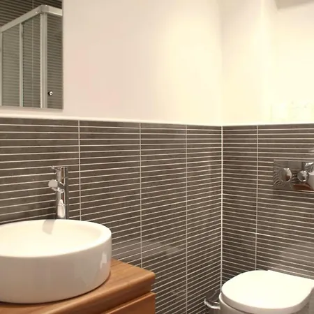 Apartament Large And Modern 2 Bed 2 Bath