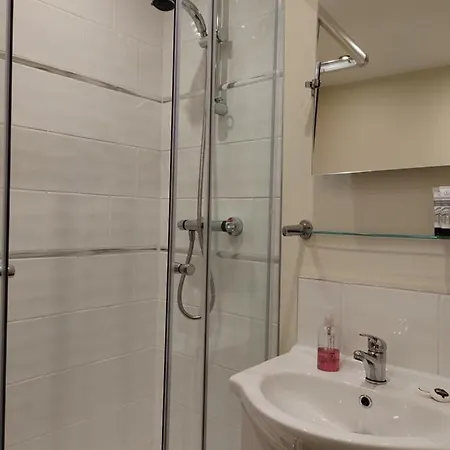 Amazing - Thistle Street Near Princes St Edinburgh