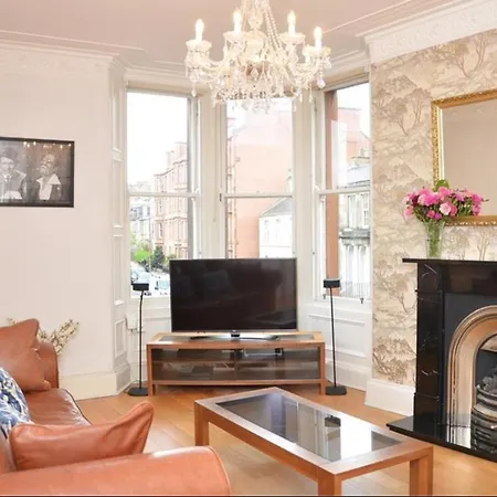 Traditional 2bd Flat Views Of Portobello Beach *
