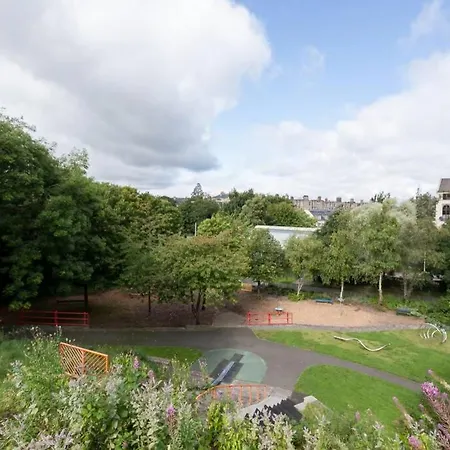 5-bedroom Flat Edinburgh