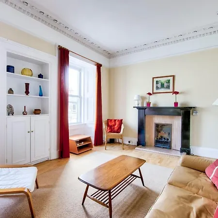 Apartamento Guestready - Castle View On Quiet Street *