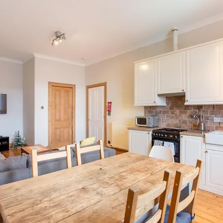 Spacious Traditional 3 Bedroom Flat In New Town Διαμέρισμα Εδιμβούργο