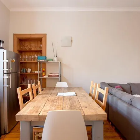 Spacious Traditional 3 Bedroom Flat In New Town Apartamento *